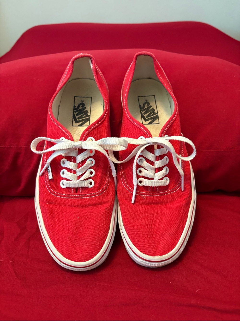Vans Classic Red Canvas Low-Top Sneakers Size Women’s 9 and Men’s 7.5